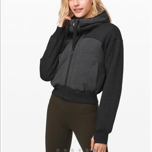 Lululemon Short and Sheet reversible Sherpa Jacket Black
